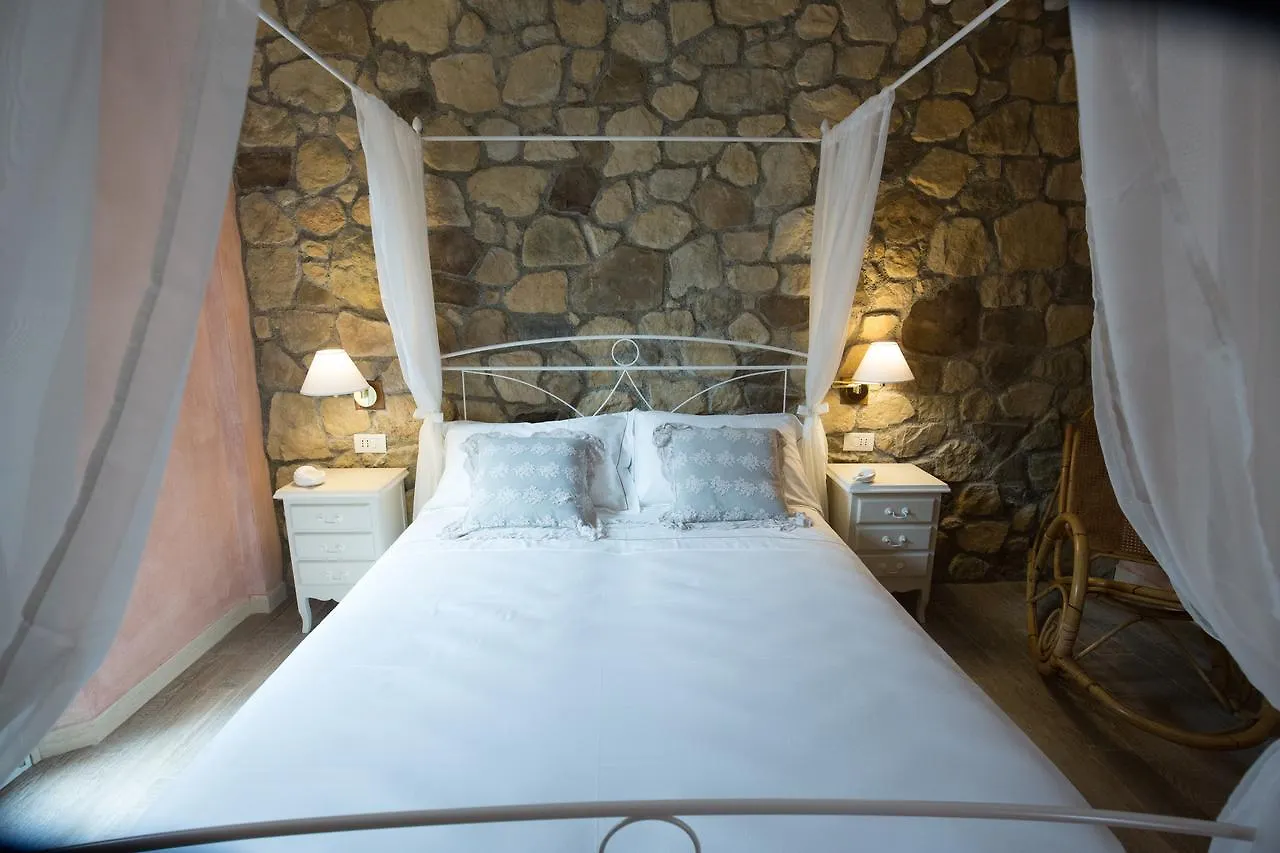 La Rocca Maison De Charme Moneglia Bed and Breakfast
